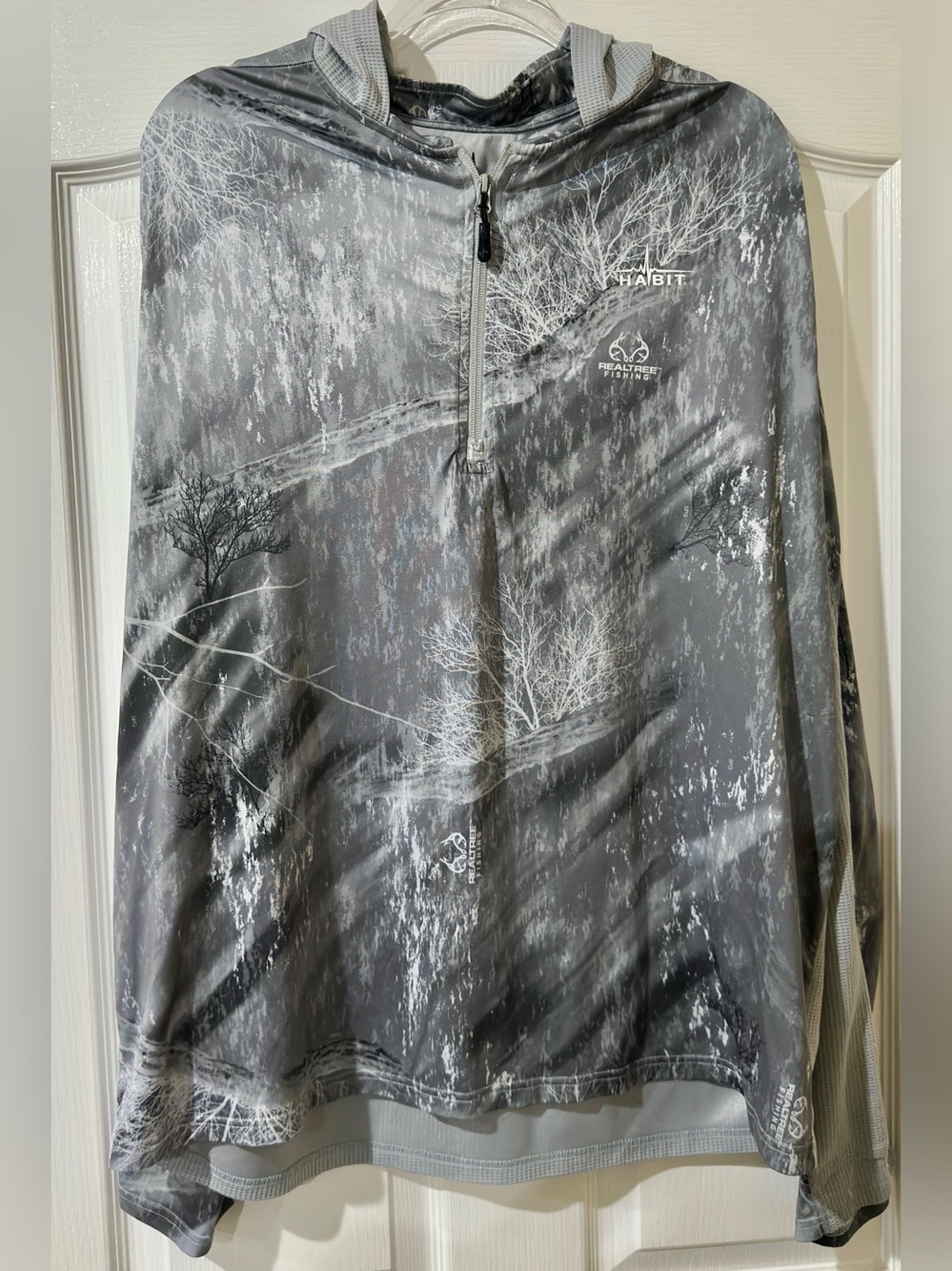 Habit RealTree Fishing 1/4 Zip Performance Lightweight Fishing Hoodie Gray XL